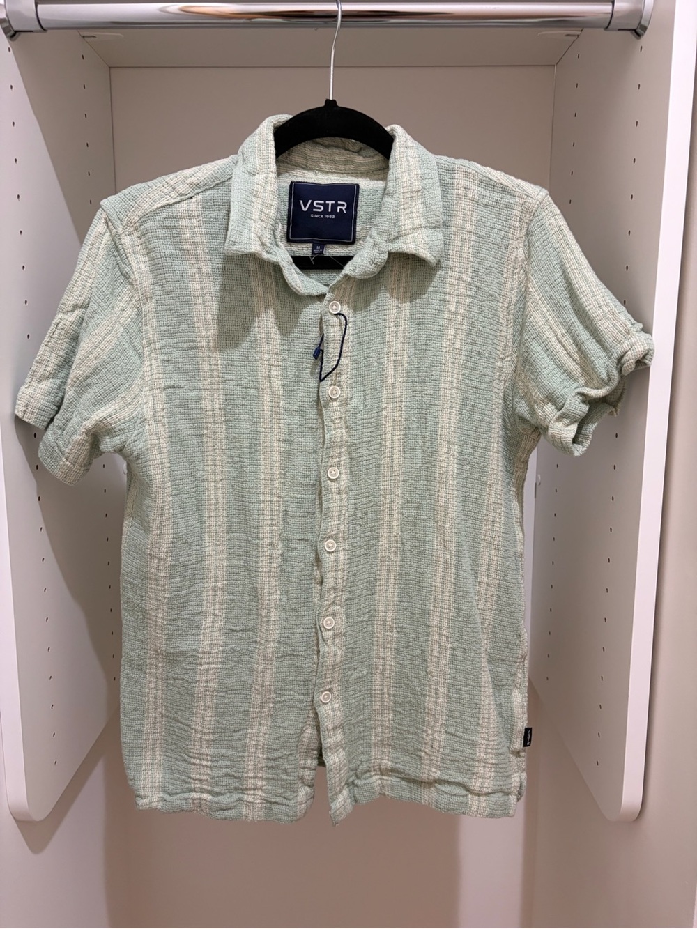 VSTR Men's Mint Green Short-Sleeve Striped Button-Down Shirt | Size M